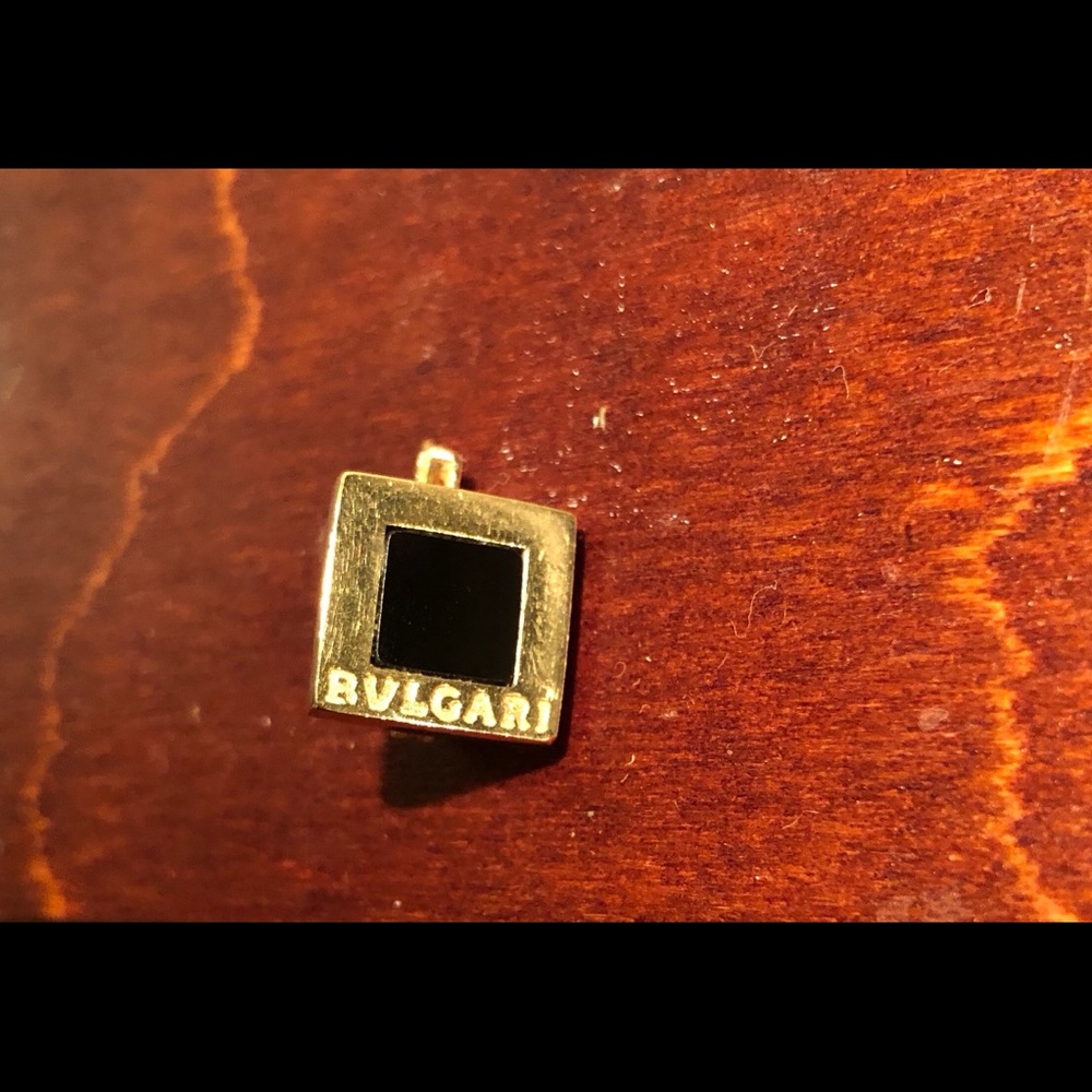 Bulgari gold and black onyx earring